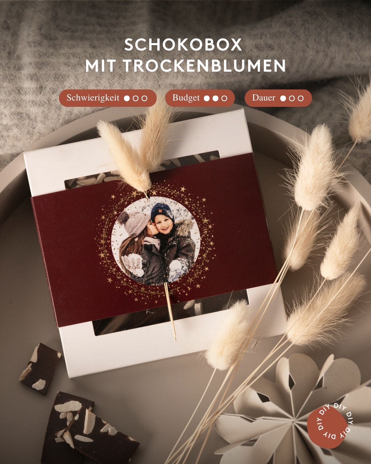 Schokobox mit Trockenblumen. DIY zu Weihnachten. kreative Geschenkverpackung.